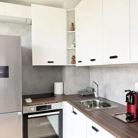 Апартамент Moreni - A Peaceful Retreat W Vitosha View & Free Parking